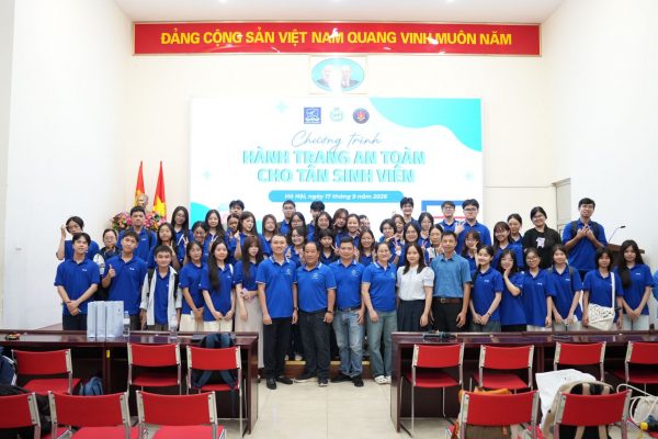 Chương trình “Hành trang an toàn cho tân sinh viên QH.2026”