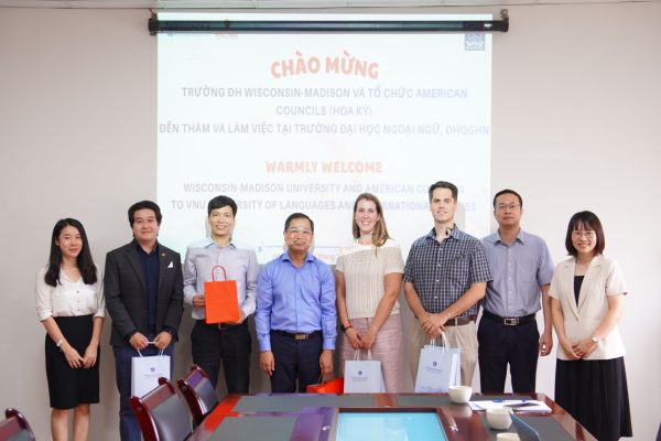 Trường Đại học Ngoại ngữ làm việc với Trường Đại học Wisconsin-Madison và Tổ chức American Councils (Hoa Kỳ)